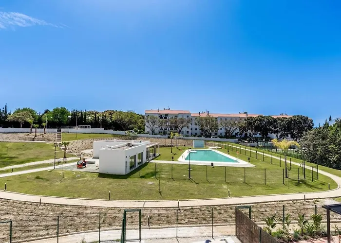 Luxury Apt. Aranya Pool And Parking *