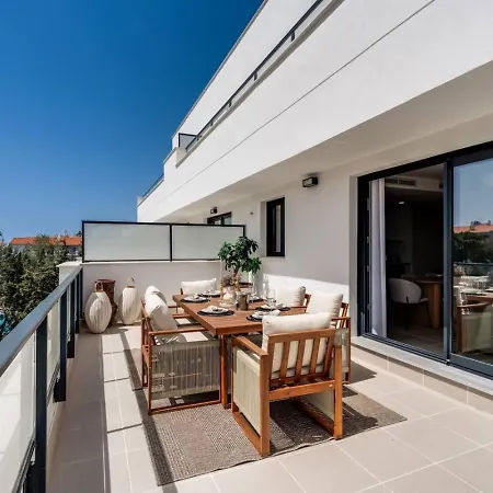 Apartment Luxury Apt. Aranya Pool And Parking *