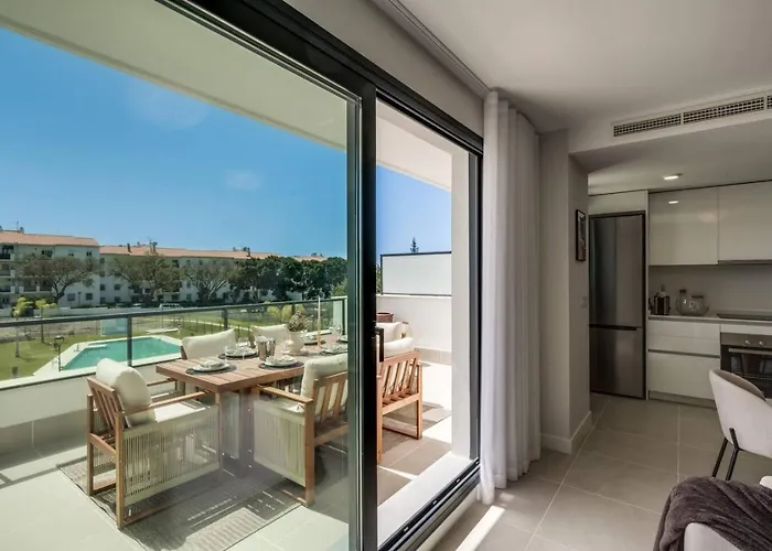 Luxury Apt. Aranya Pool And Parking Estepona