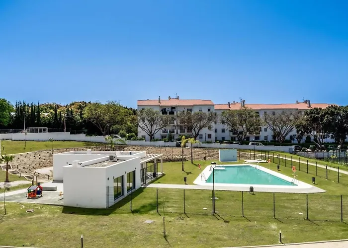 Apartment Luxury Apt. Aranya Pool And Parking Estepona